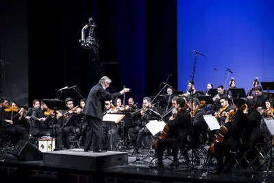 از "سوگ" تا "معصومیت" /  "حدیث سرافرازی" ارکستر ملی ایران در تالار وحدت