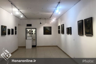 نمایشگاه نقاشی ابراهیم اکبری‌گرز در گالری هفت ثمر