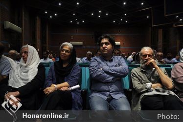 بزرگداشت هوشنگ آزادی ور در تالار استاد شهناز خانه ی هنرمندان