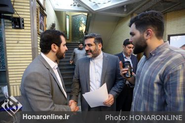 حضور وزیر فرهنگ در مراسم یادبود شاعر پیشکسوت آیینی سید رضا موید