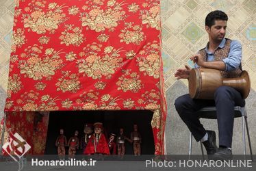 نخستین روز نوزدهمین جشنواره نمایش های آیینی و سنتی