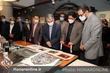 بازدید وزیر فرهنگ و ارشاد اسلامی از سیزدهمین جشنواره هنرهای تجسمی فجر