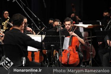کنسرت ارکستر سمفونیک تهران به رهبری نصیر حیدریان در تالار وحدت/2