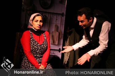 نمایش "آهنگ‌های لندندری" در تماشاخانه استاد جمشید مشایخی