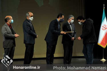 آیین پایانی نمایشگاه و جایزه عکس بنیاد رودکی « روایت سرباز » ویژه بزرگداشت اولین سالگرد عروج شهید قاسم سلیمانی»