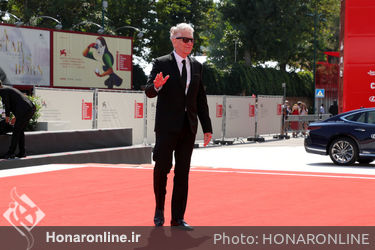 097 David Cronenberg walks the red carpet ahead of the M Butterfly And Lifetime Achievement Award To David Cronenberg ceremony during the 75th Venice Film Festival