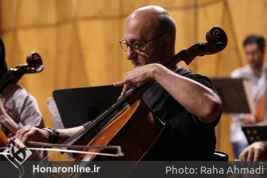 تمرین ارکستر سمفونیک تهران با رهبری منوچهر صهبایی