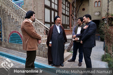مراسم اهدای لوح به شرکت کنندگان نمایشگاه آینه دار دوران