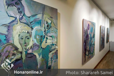 نمایشگاه نقاشی های شبنم نسلی اصفهانی با عنوان این است انسان در نگارخانه بهارک
