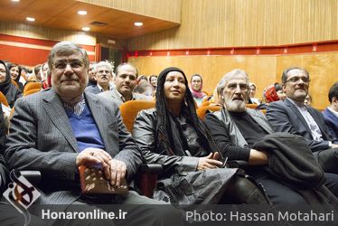 اولین  اجرای رپرتواری ازموسیقی محلی قزاقستان توسط گروه"ساری آرقا"  در فرهنگسرای نیاوران 
