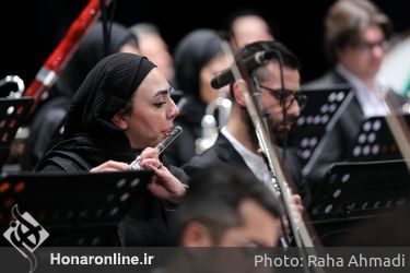 اجرای ارکستر سمفونیک صدا و سیما در تالار وحدت