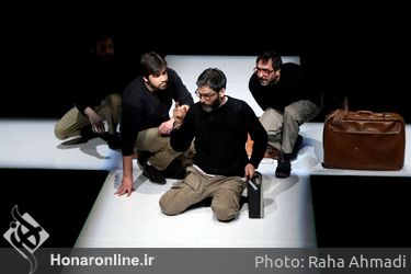 اجرای نمایش‌ «دختران» در چهل و یکمین جشنواره تئاتر فجر - تالار حافظ