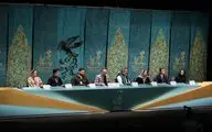 این فیلم از الگوهای ایرانی بهره‌مند است