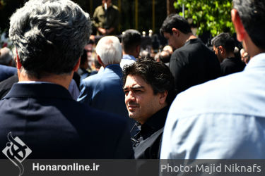 تشییع پیکر استاد محمد اسماعیلی نوازنده پیشکسوت تنبک از مقابل تالار وحدت 
