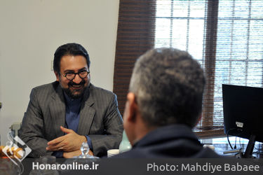 بازدید معاون هنری وزارت فرهنگ و ارشاد اسلامی از دبیرخانه سی و هفتمین جشنواره تیاتر فجر
