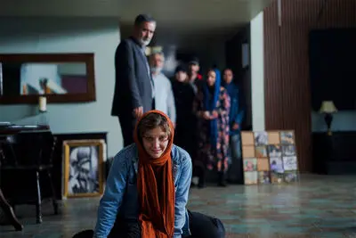 
همجنسگرایی سوژه فیلم روحانی فیلمساز شد؛ ماجرای «غوطه‌ور» چیست؟