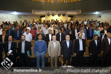 نشست چشم انداز تئاتر استان ها در تماشاخانه سنگلج