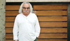 کتاب تازه سیدعلی صالحی با عنوان «هی مطرب مهتاب رو پس کرشمه کلماتت کو؟» منتشر شد