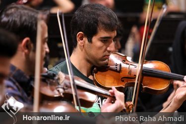 تمرین ارکستر سمفونیک تهران با رهبری منوچهر صهبایی