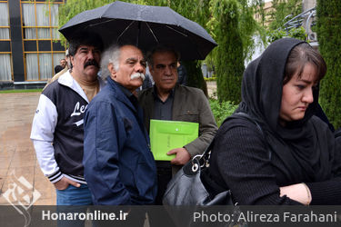 تشییع پیکر نقی سیف جمالی از مقابل تالار وحدت