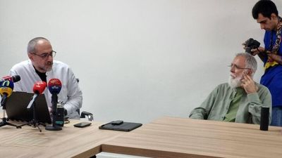 رونمایی از پوستر سی و دومین جشنواره هنرهای تجسمی جوانان با نگاهی نو به هویت شهری