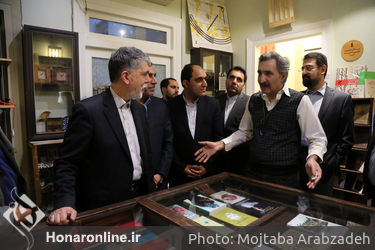کتاب‌گردی وزیر فرهنگ و ارشاد اسلامی و معاون هنری