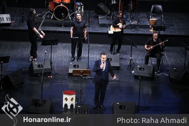 کنسرت نوستالژی های پاپ در تالار وحدت
